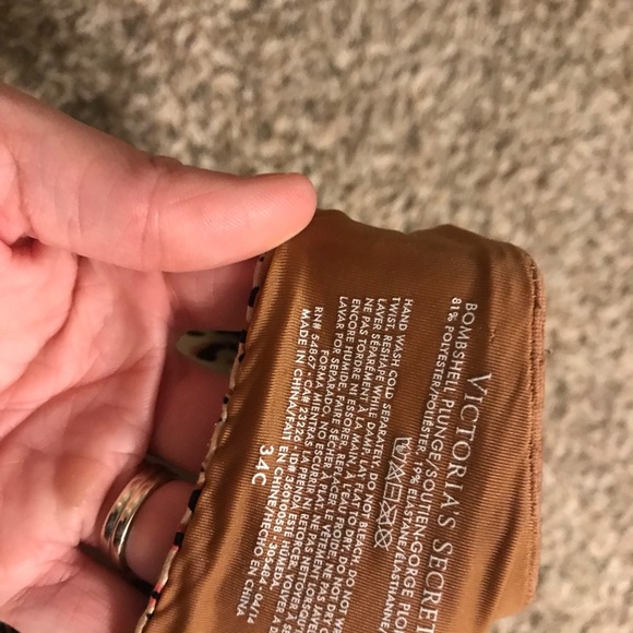 Bomb shell by Victoria secret - Picture 2 of 2